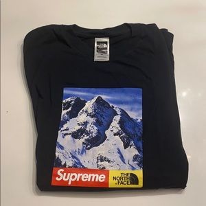 Supreme x North Face Collaboration Tee